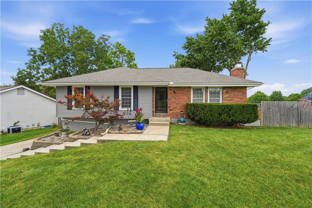 Listing Photo MLS #HMS2635378