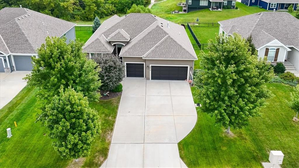Listing Photo MLS #HMS2636893