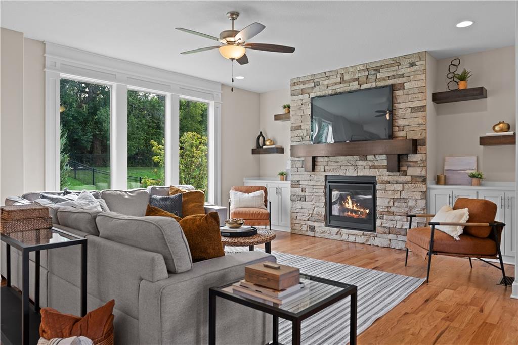 Listing Photo MLS #HMS2638592