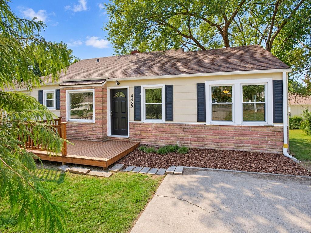 Listing Photo MLS #HMS2638736
