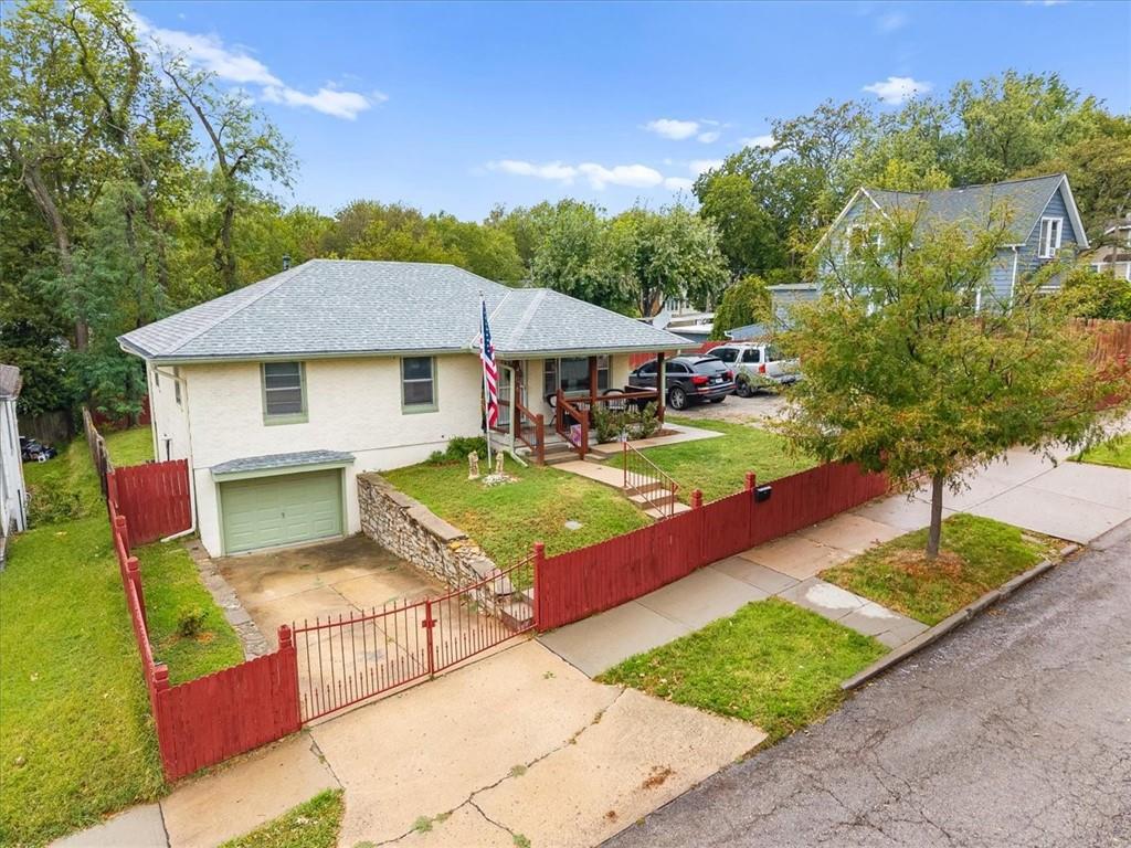 Listing Photo MLS #HMS2639529