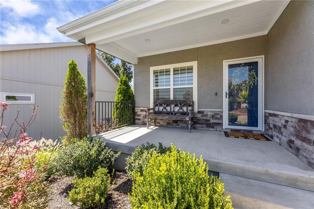 Listing Photo MLS #HMS2639880