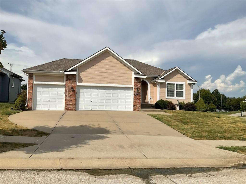 Listing Photo MLS #HMS2640335