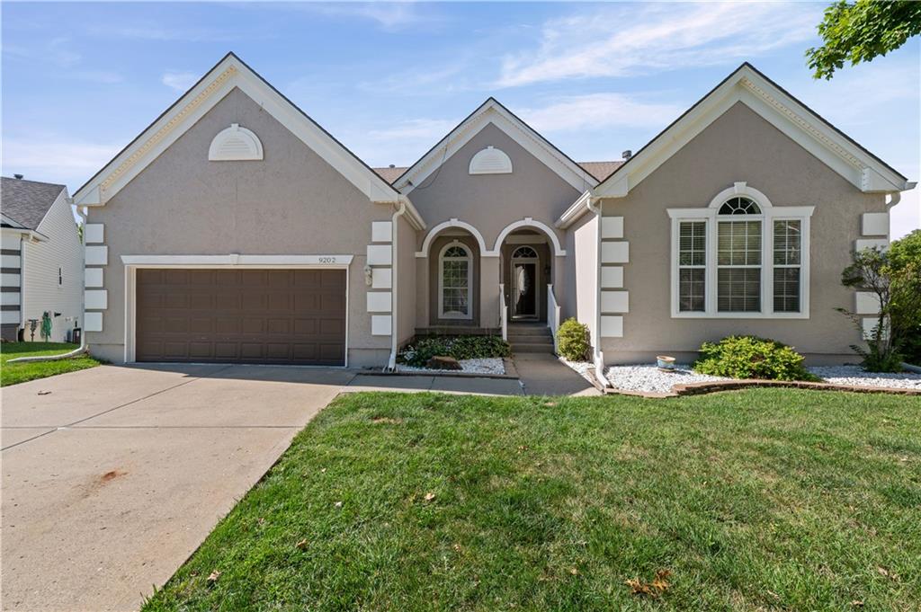 Listing Photo MLS #HMS2640423