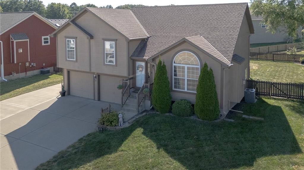 Listing Photo MLS #HMS2640823