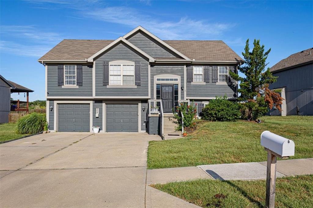 Listing Photo MLS #HMS2640962