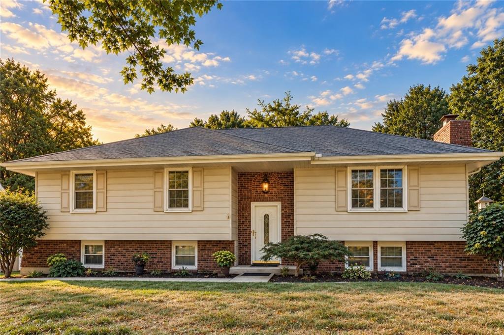 Listing Photo MLS #HMS2641058