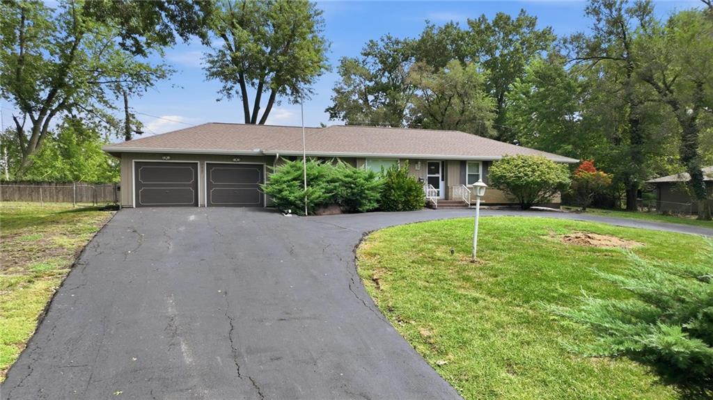 Listing Photo MLS #HMS2642123
