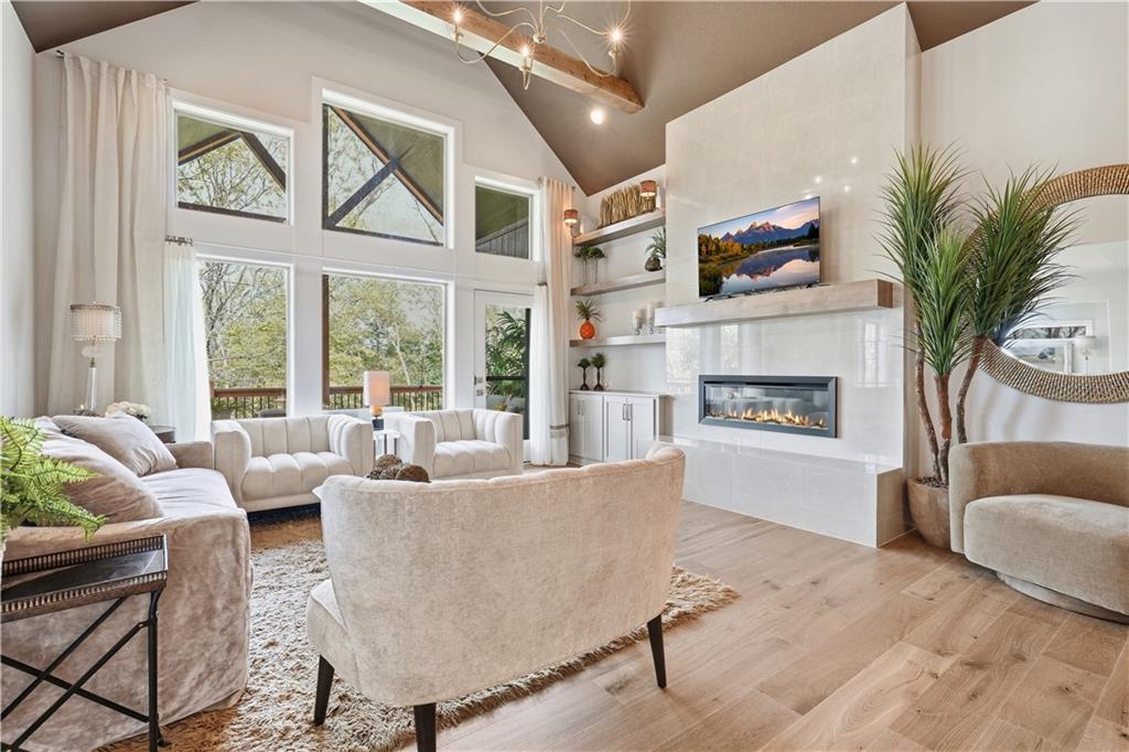 Listing Photo MLS #HMS2642473