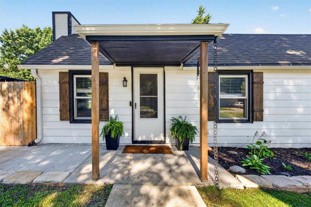 Listing Photo MLS #HMS2643296