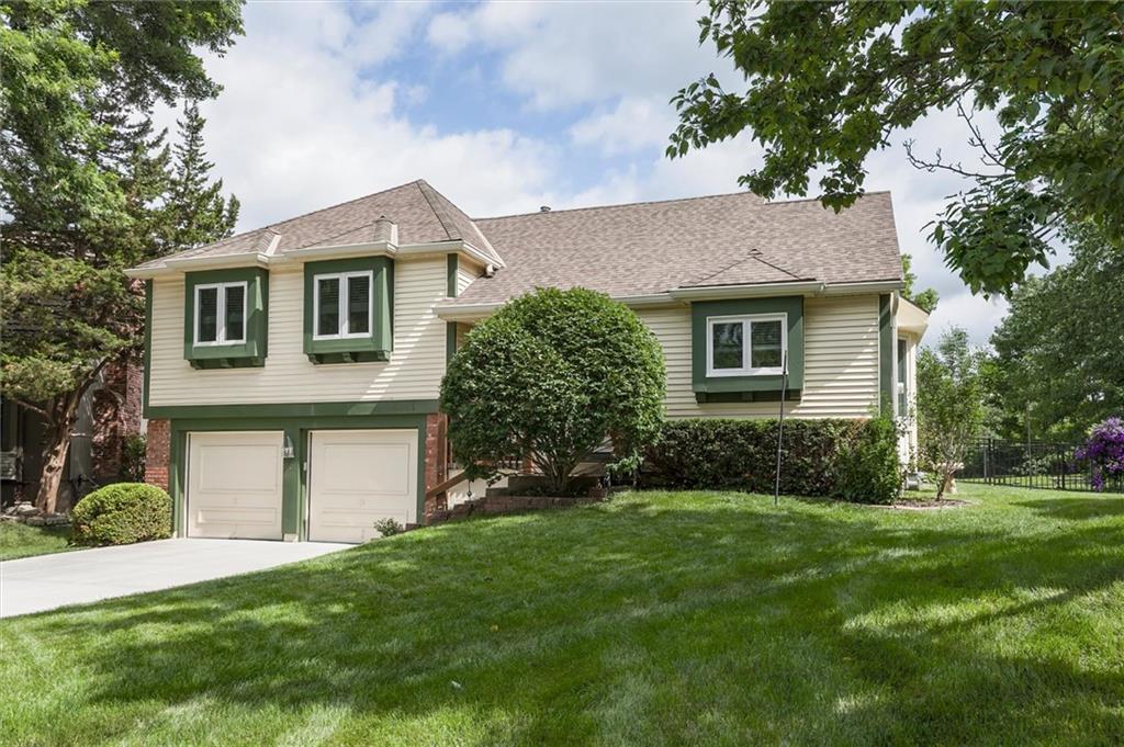 Listing Photo MLS #HMS2643614