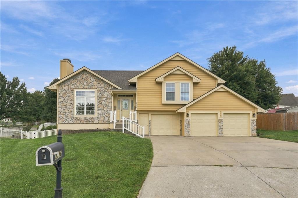 Listing Photo MLS #HMS2643972