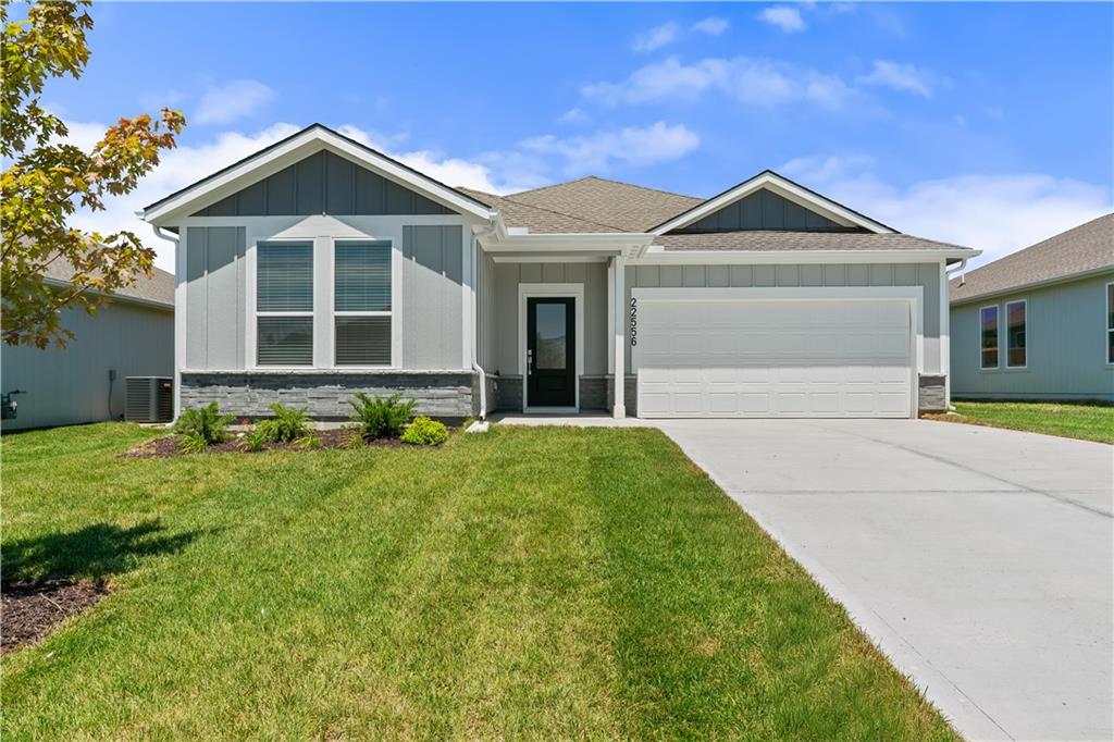 Listing Photo MLS #HMS2644337