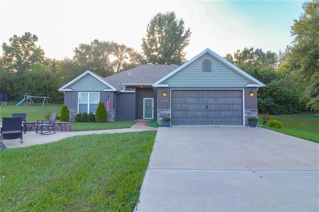 Listing Photo MLS #HMS2644537