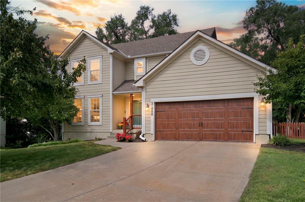 Listing Photo MLS #HMS2644751