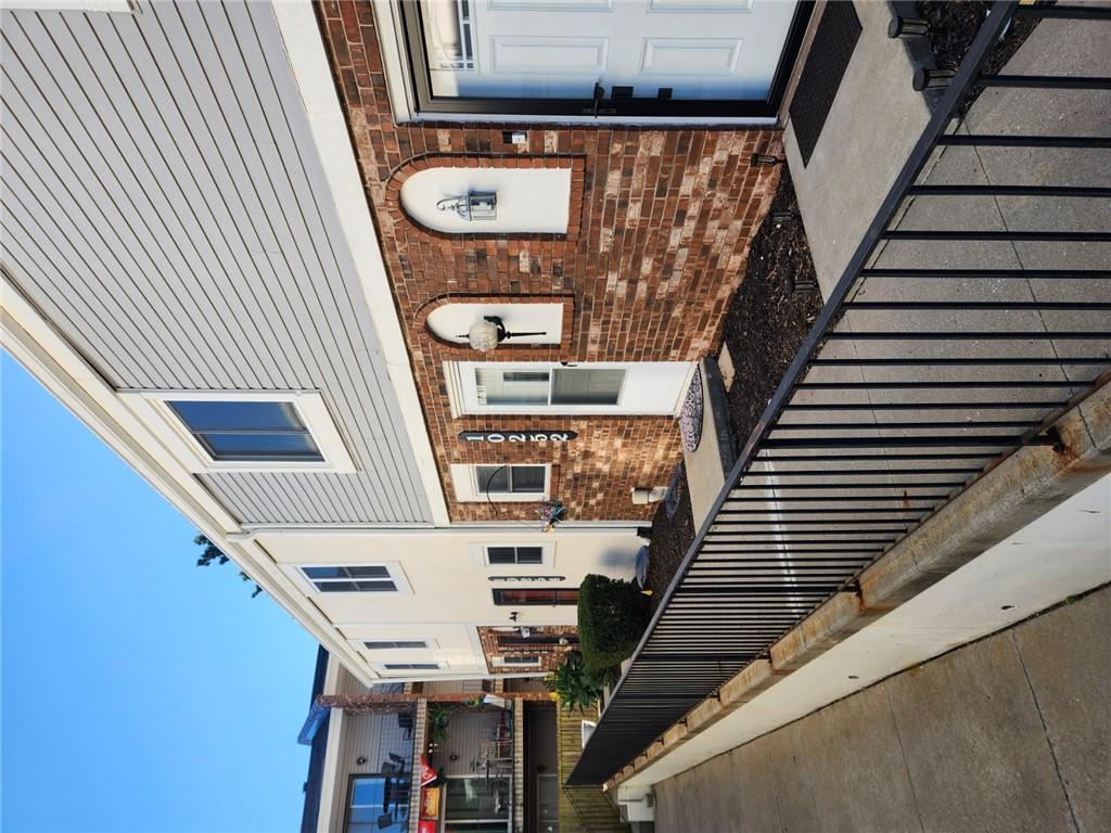 Listing Photo MLS #HMS2645046