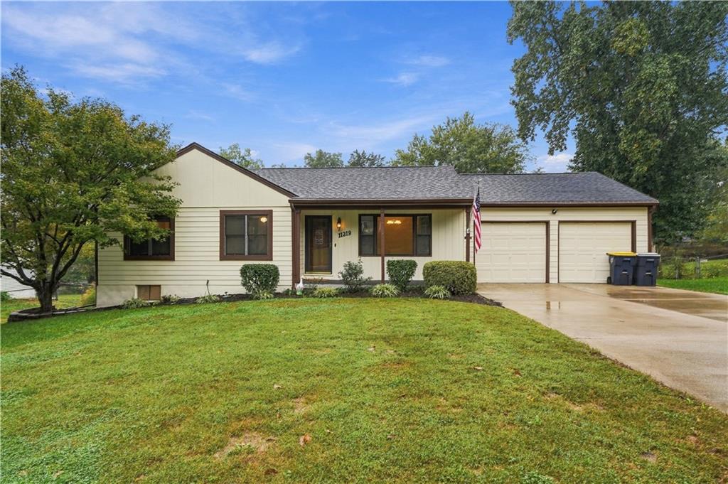 Listing Photo MLS #HMS2645053