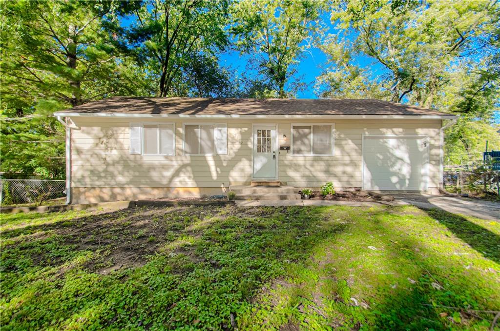 Listing Photo MLS #HMS2645168