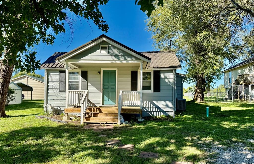 Listing Photo MLS #HMS2645403