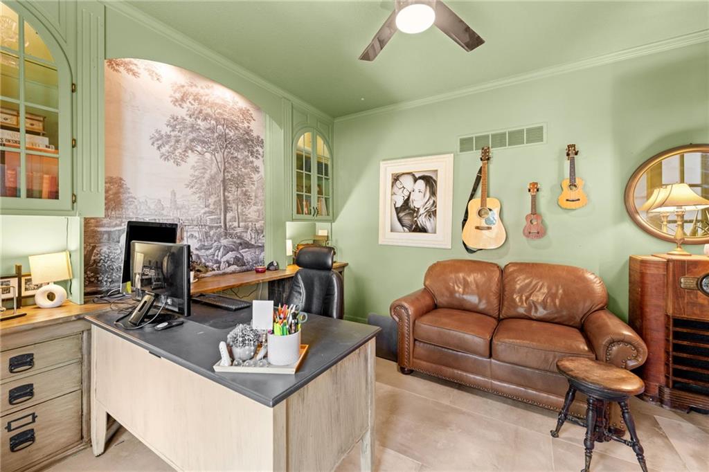 Listing Photo MLS #HMS2645452