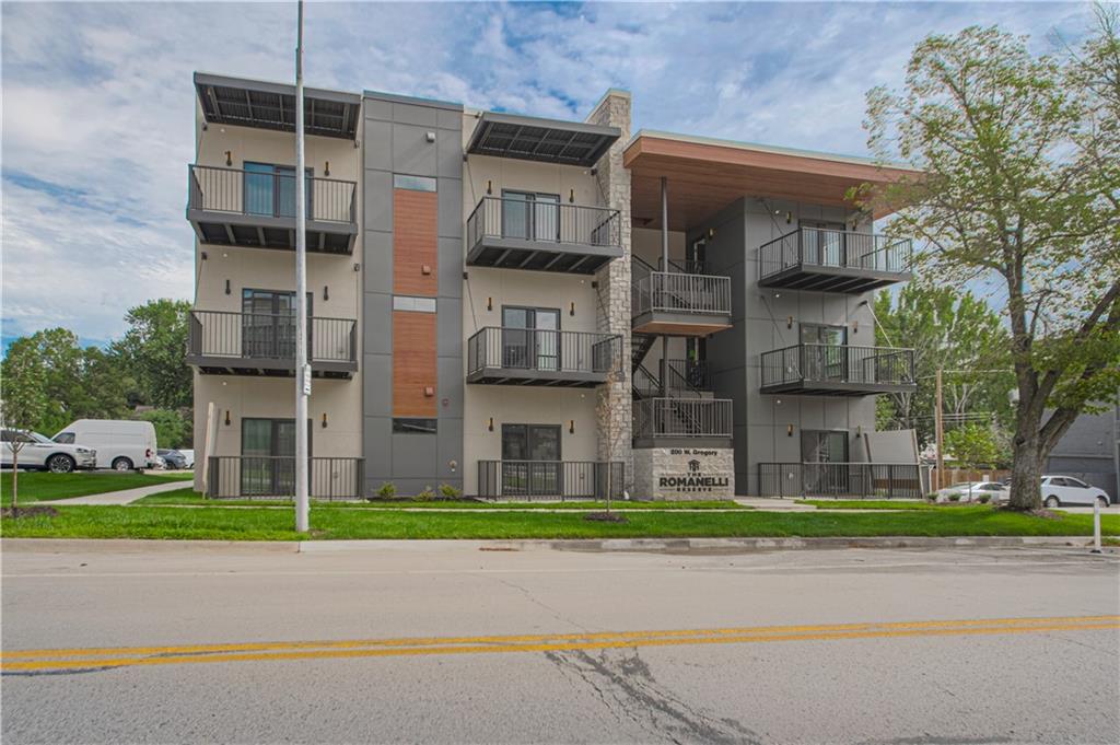 Listing Photo MLS #HMS2645550