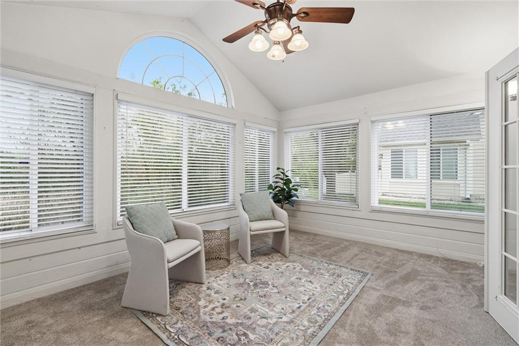 Listing Photo MLS #HMS2645686