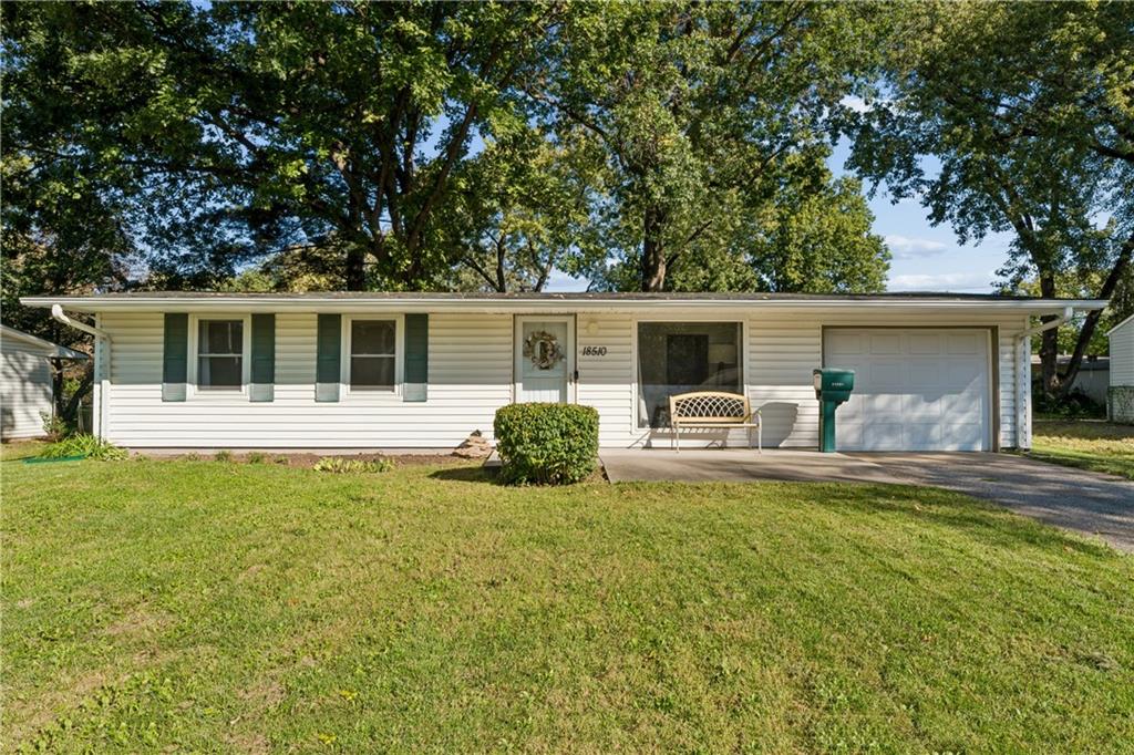 Listing Photo MLS #HMS2645883