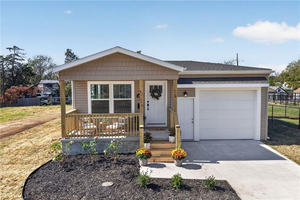 Listing Photo MLS #HMS2646137