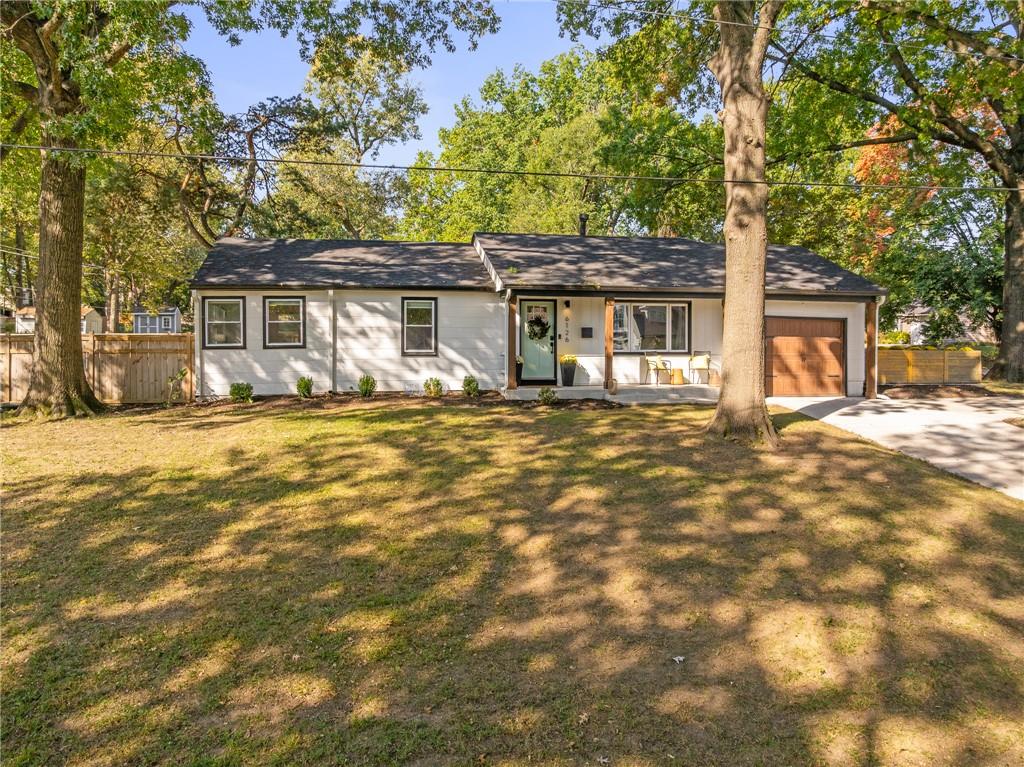 Listing Photo MLS #HMS2646216