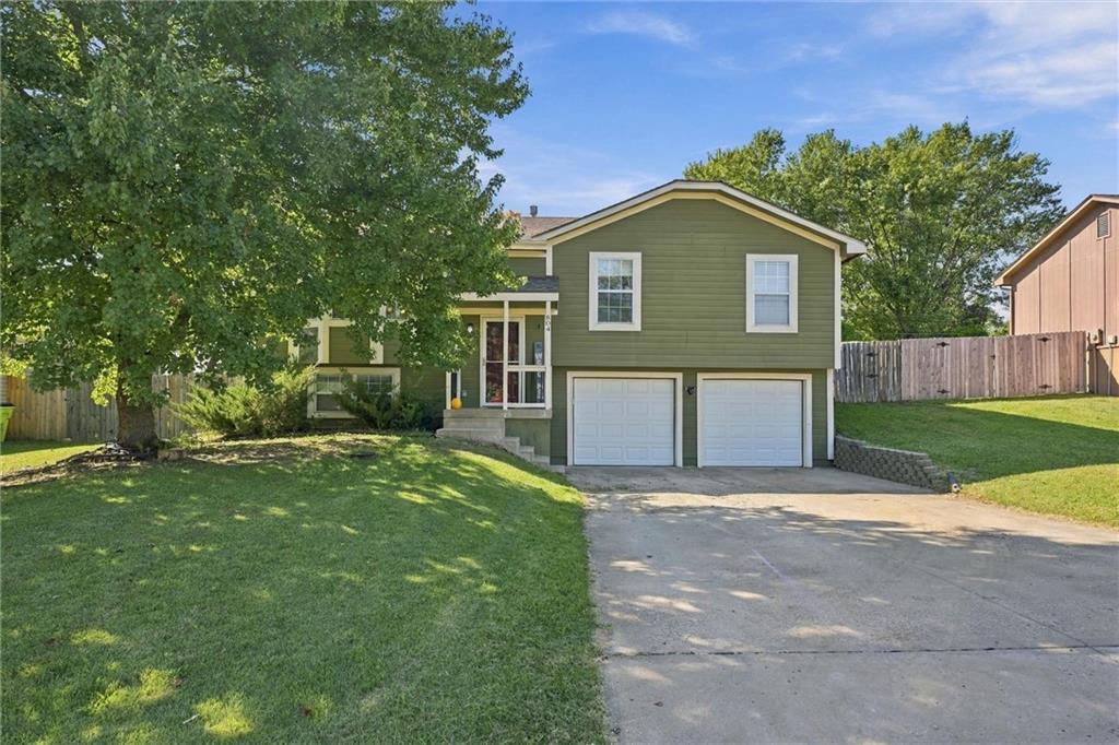 Listing Photo MLS #HMS2646353