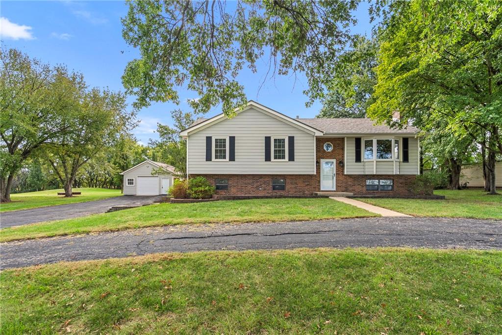 Listing Photo MLS #HMS2646881
