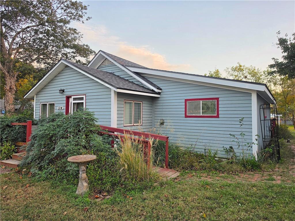 Listing Photo MLS #HMS2647018