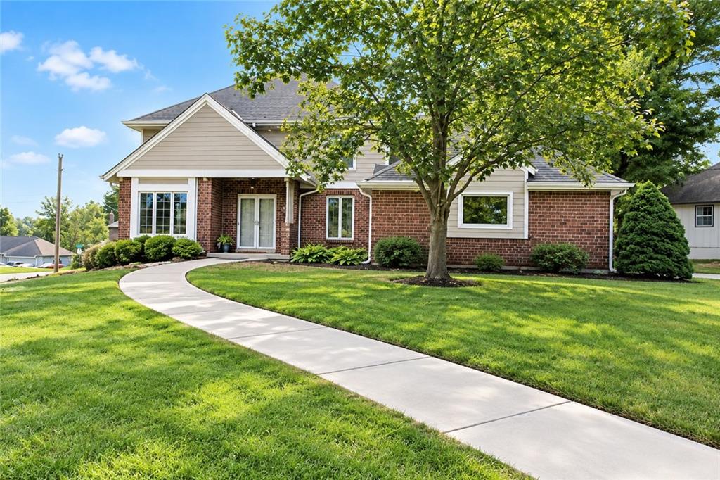Listing Photo MLS #HMS2647107