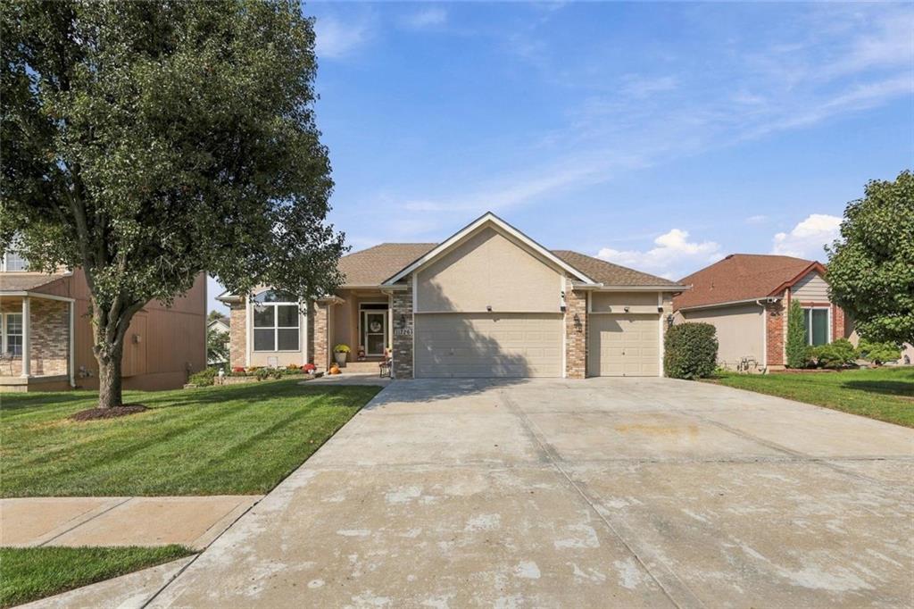 Listing Photo MLS #HMS2647318