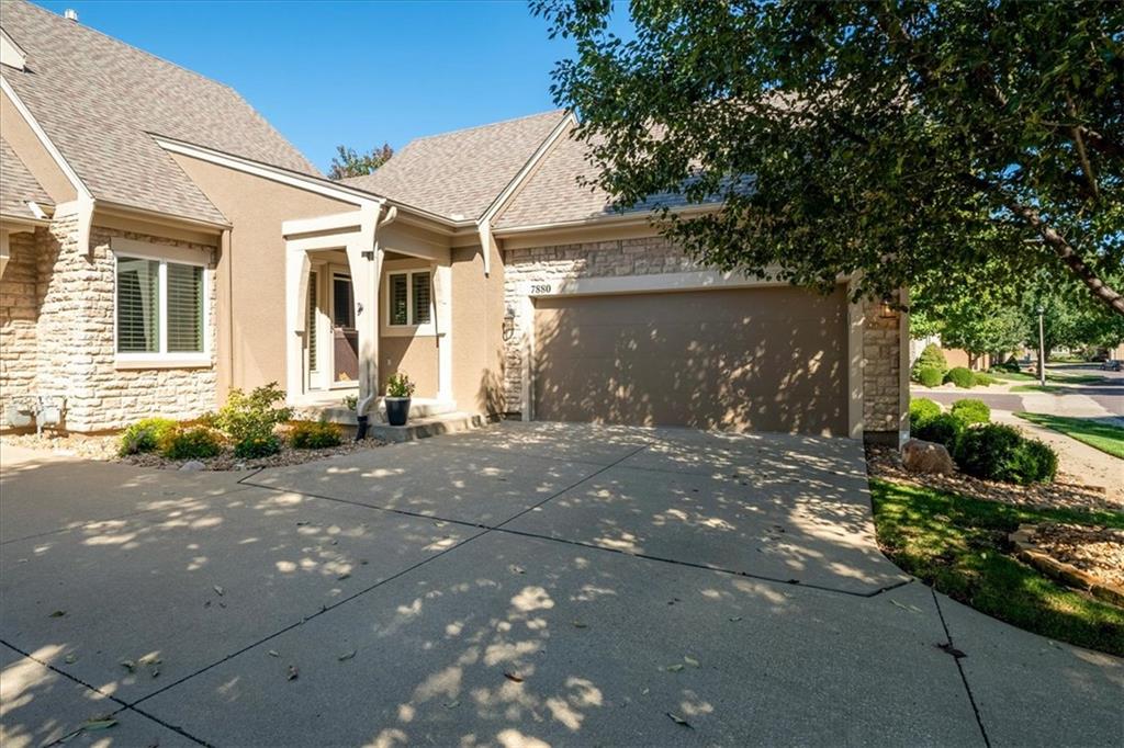 Listing Photo MLS #HMS2647332