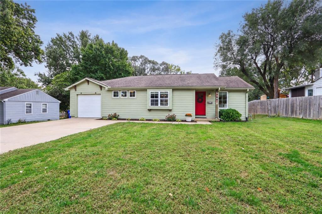 Listing Photo MLS #HMS2647385