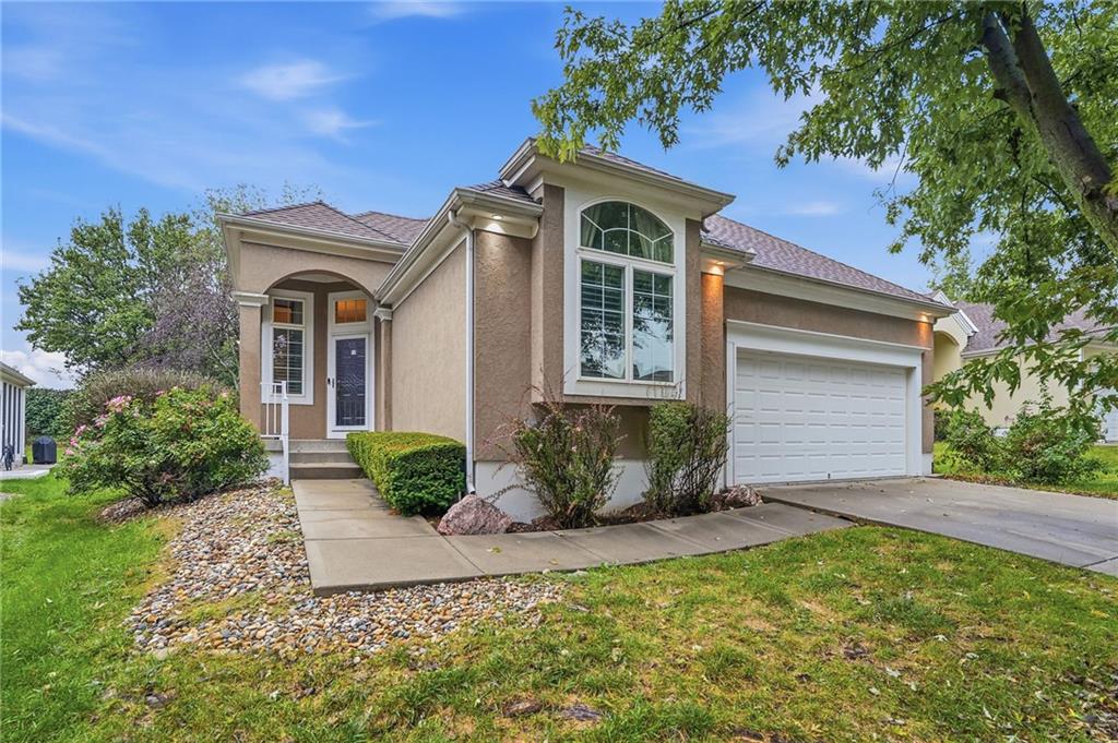 Listing Photo MLS #HMS2647415