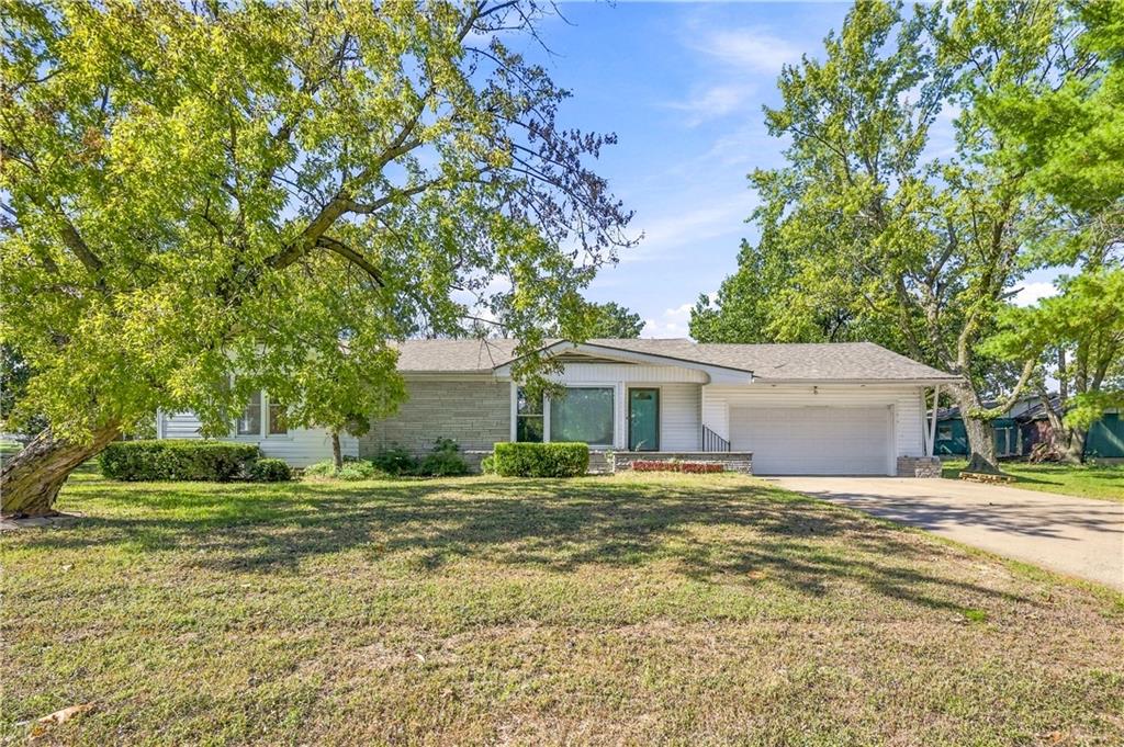 Listing Photo MLS #HMS2647916