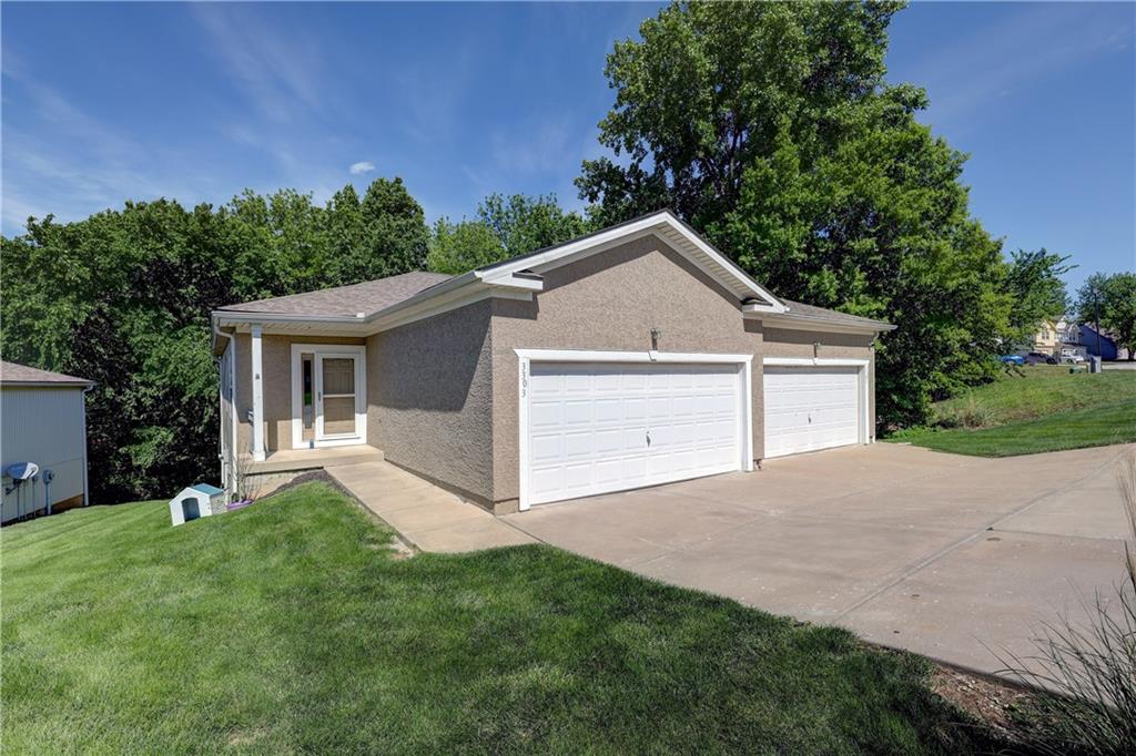 Listing Photo MLS #HMS2648084