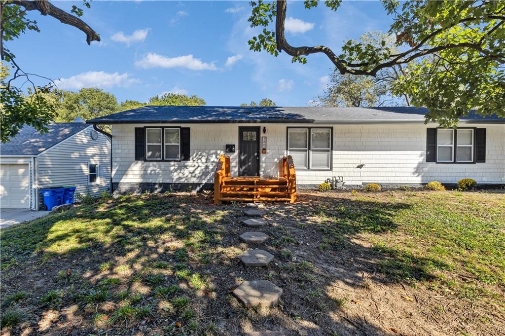 Listing Photo MLS #HMS2648427