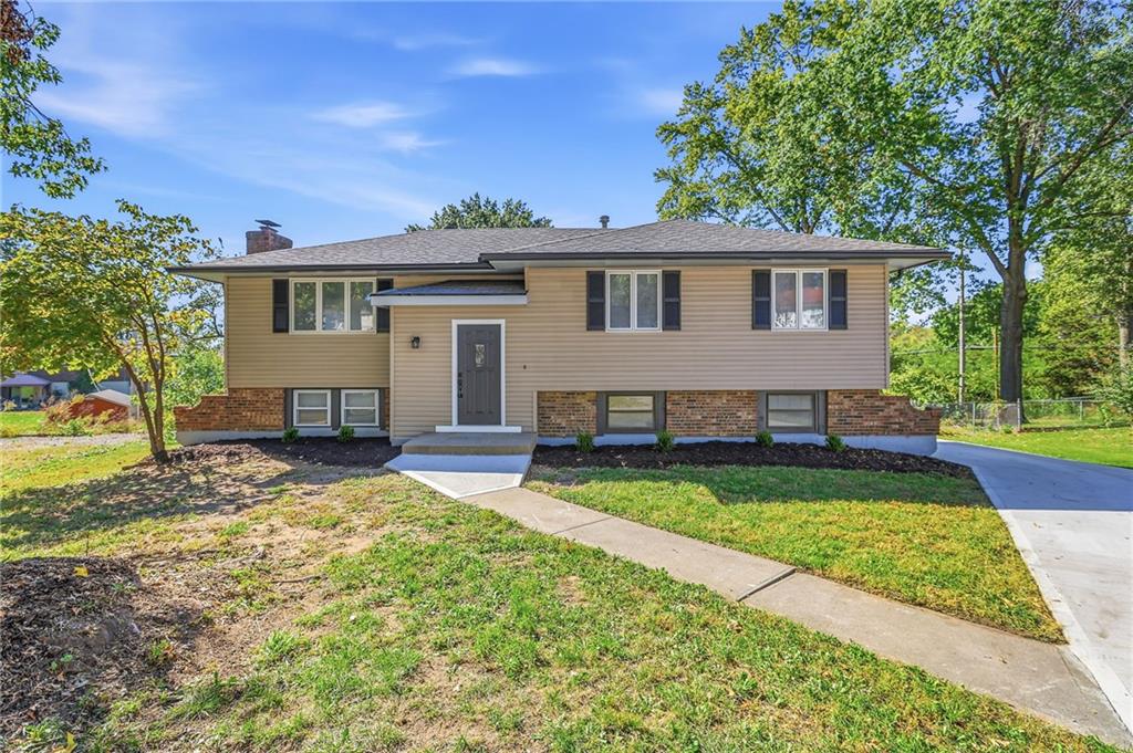 Listing Photo MLS #HMS2648632